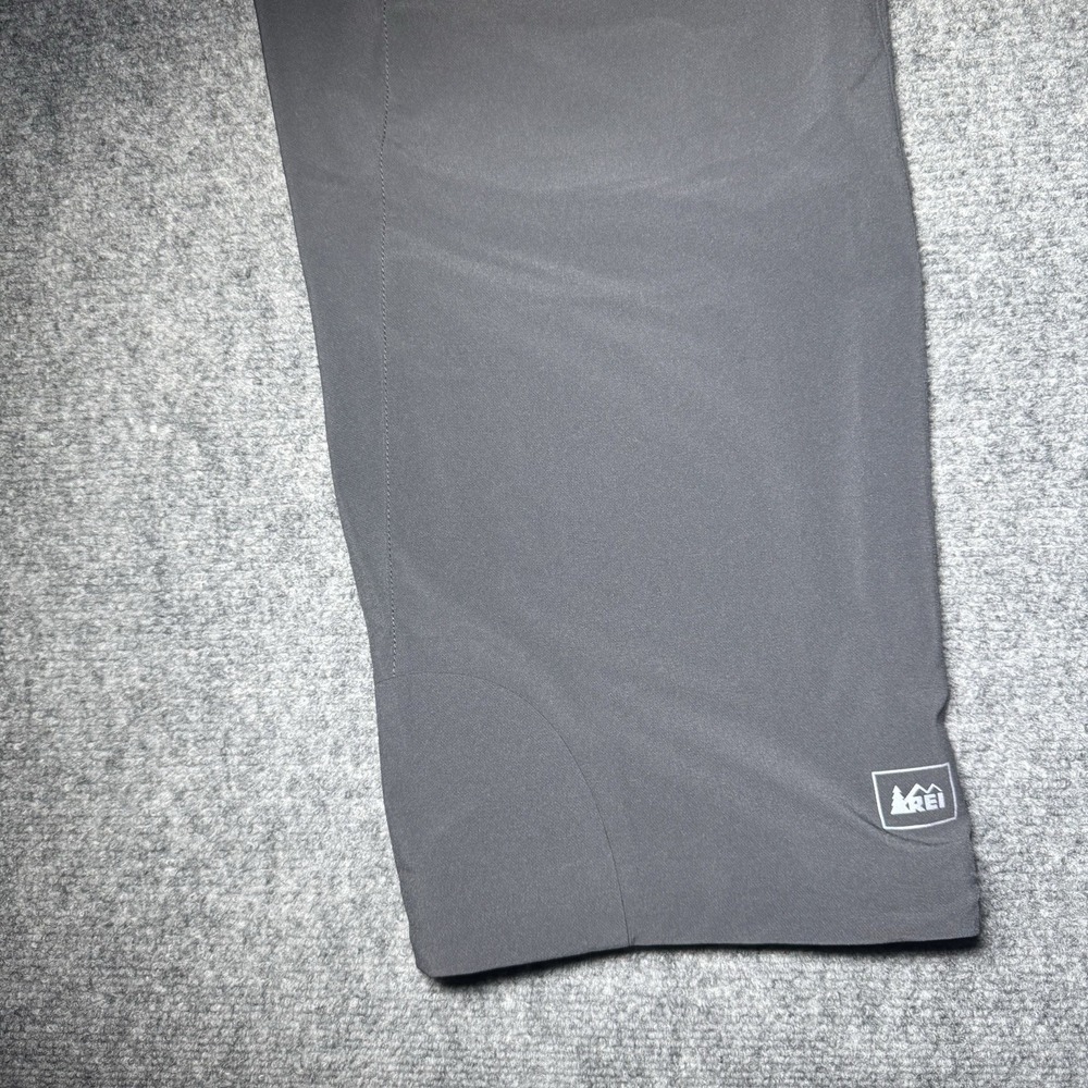 REI Cargo Hiking Pants Men's Size XL 34L Black Performance Stretch Belted Logo - Picture 2 of 14